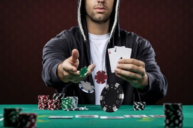 Poker – Bocoran Kartu dalam Permainan